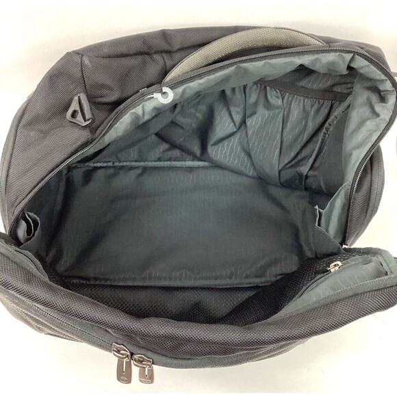 Tumi T-Tech Presido Lombard-Black Large Carry-On-Padded-No Shoulder Strap- 6754D - Picture 9 of 15